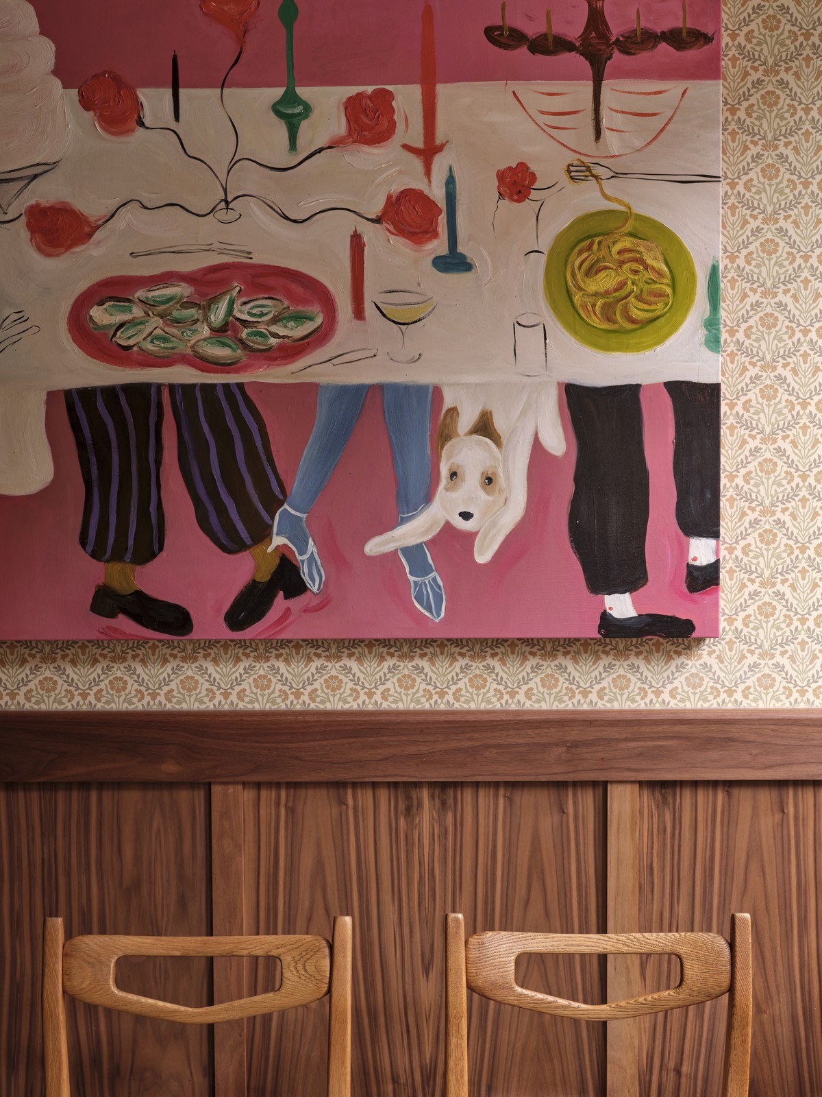 餐廳名稱取自西班牙語「祖母」（abuelita）的暱稱縮寫，捕捉了這個空間所承載的溫暖，也揉合了地中海隨性而親切的待客精神